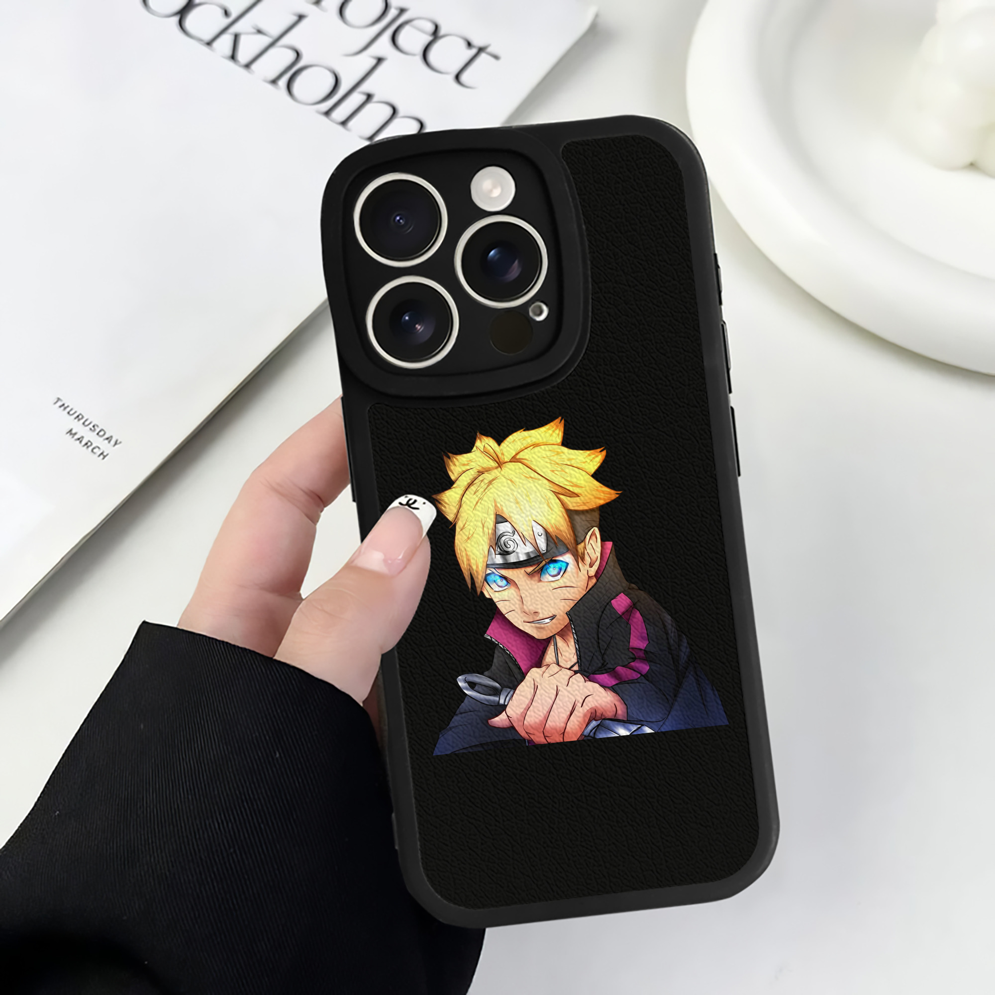（画像用） NARUTO -ナルト- うずまき ボルト Uzumaki Boruto 【iPhone 16シリーズ対応】シリコンスマホケース（レザー調） 材質：シリコン